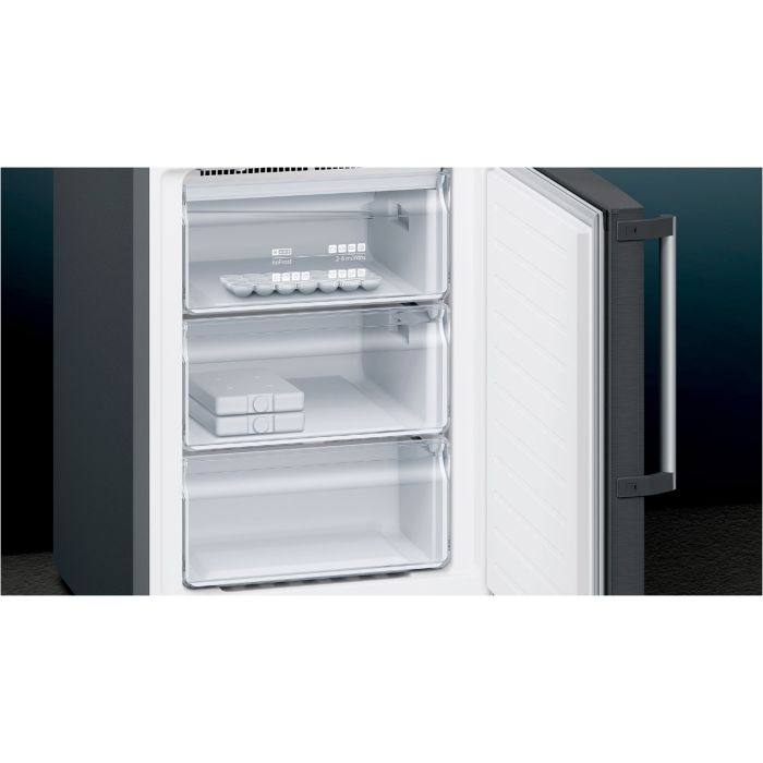 Siemens Kühl-Gefrier-Kombination iQ500 KG39NHXEP BlackSteel