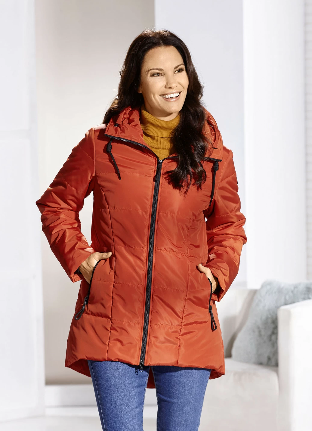 Longjacke mit umschlagbarem Regenschild