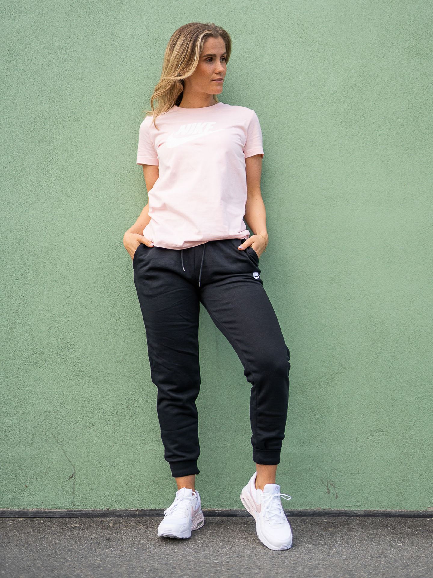 Essential Tee