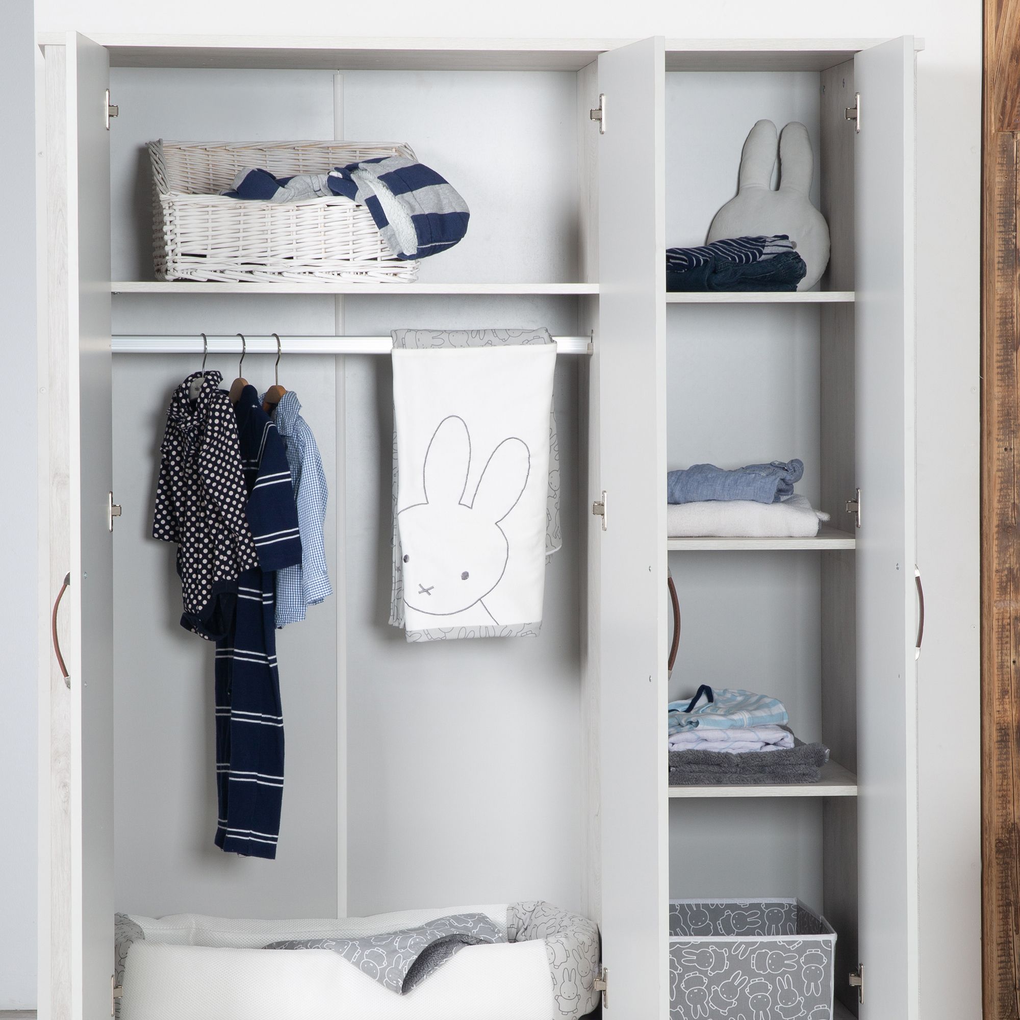 Kleiderschrank ROBA MILA