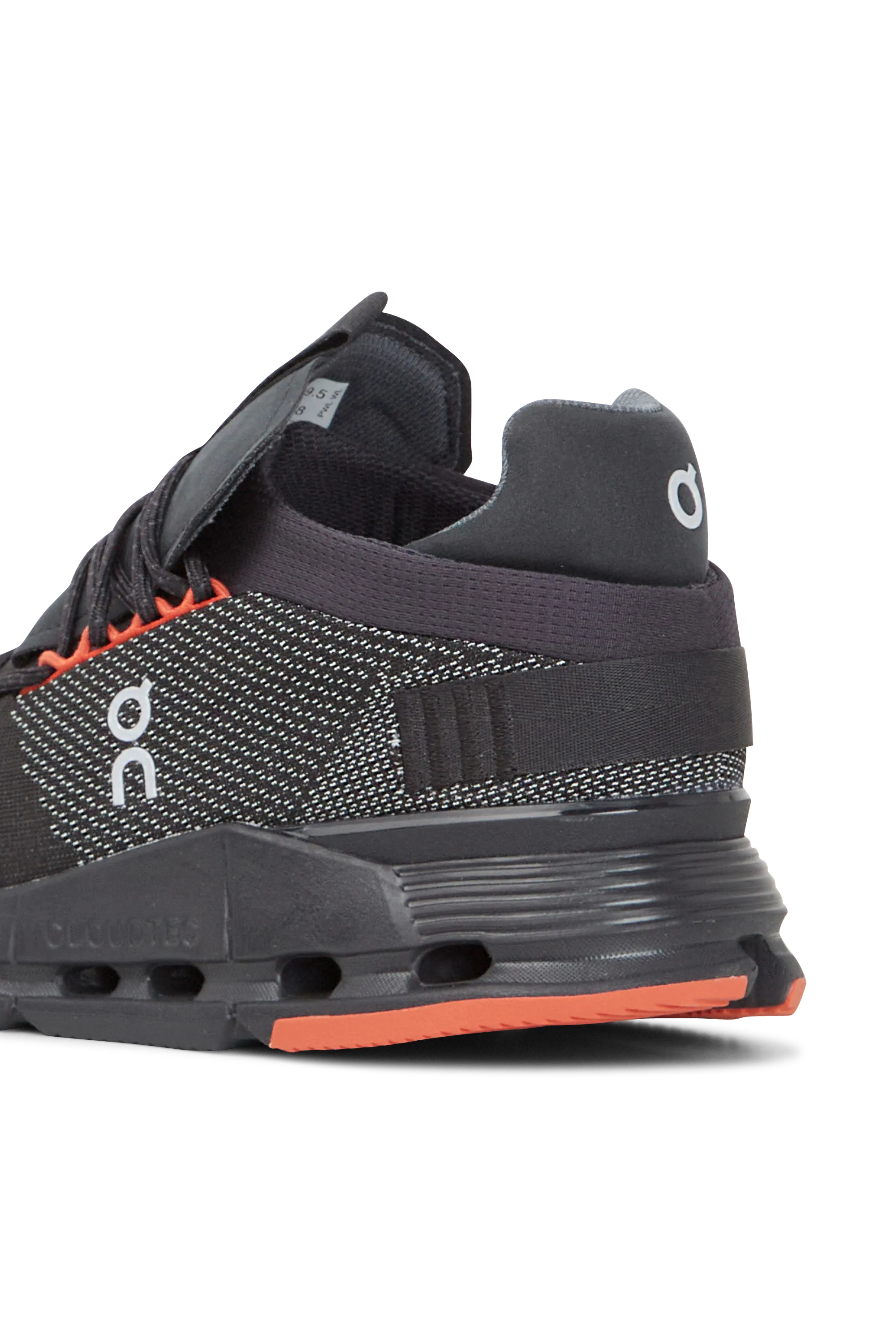 ON Baskets Cloudnova Noir