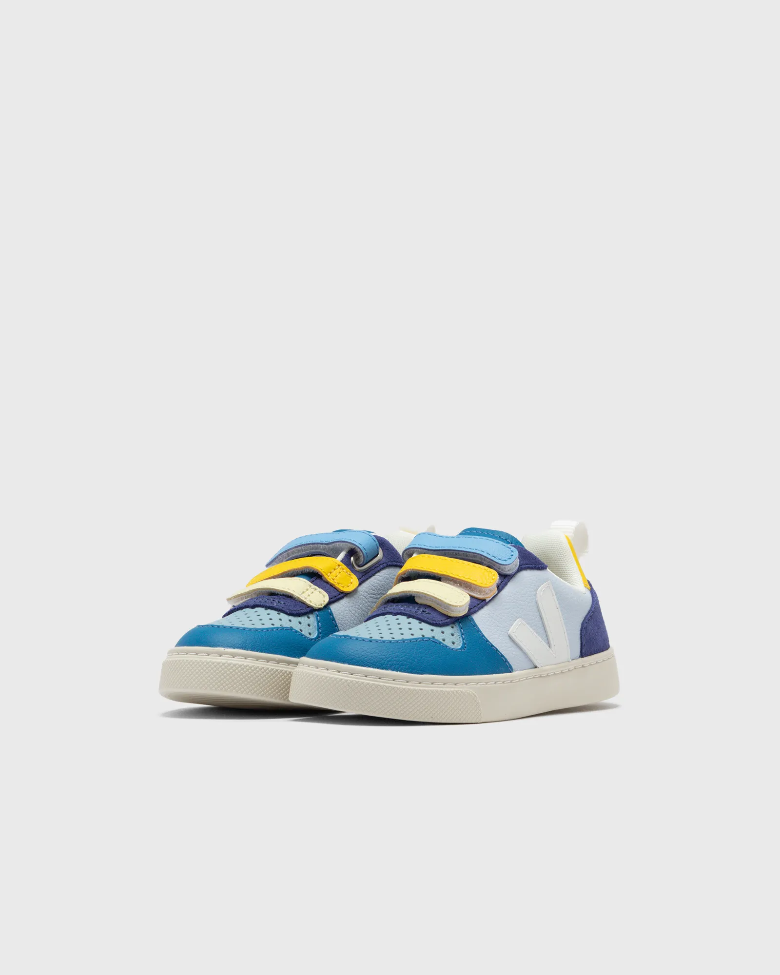 Veja SMALL V-10 CF LEATH