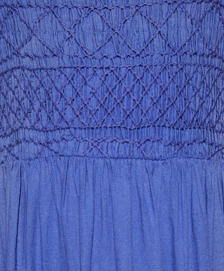 Vestido de linho com alças franzidas