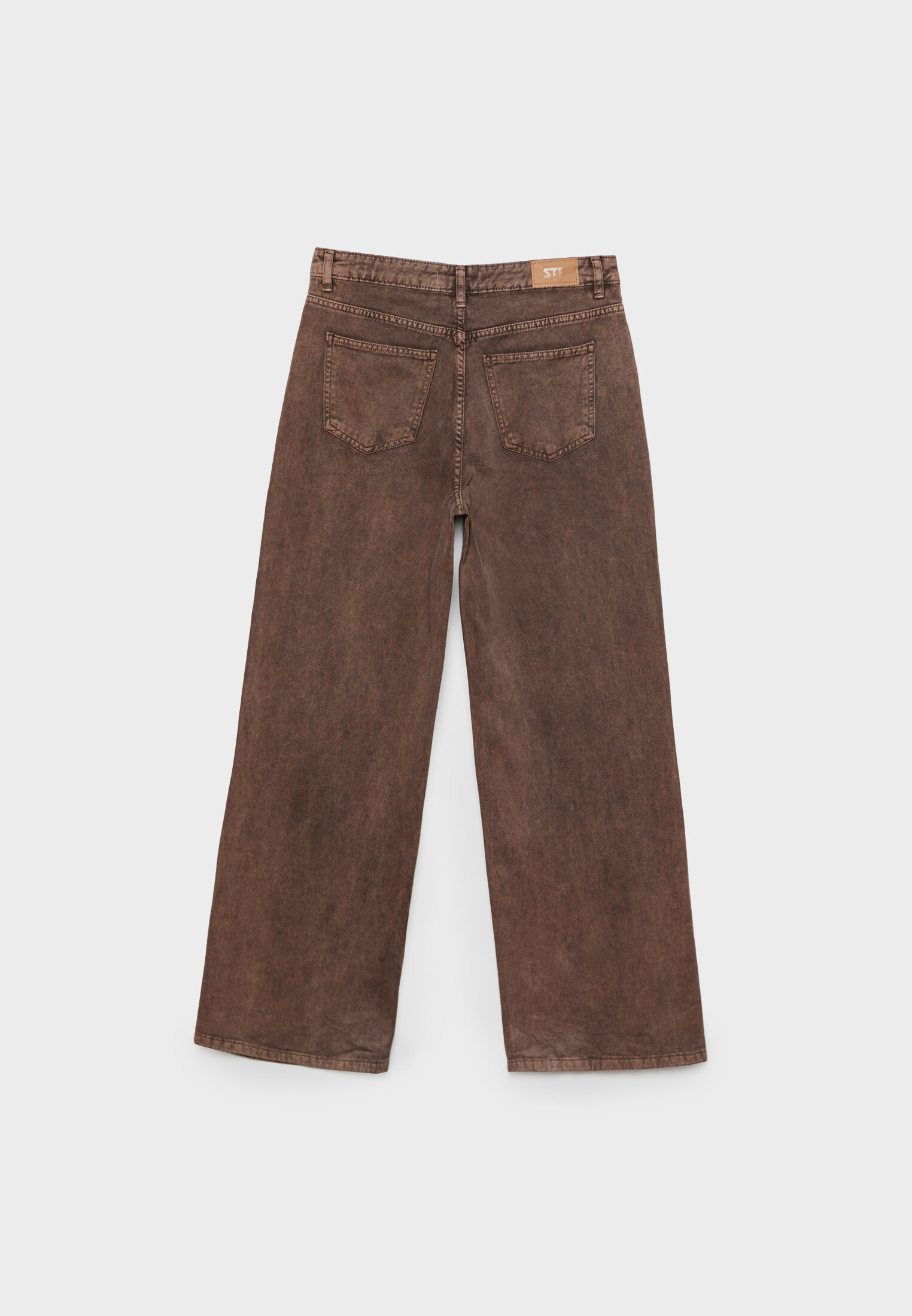 Calça jeans de cintura baixa e pernas largas