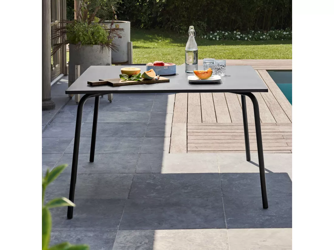 Table de jardin carrée en métal anthracite - Palavas