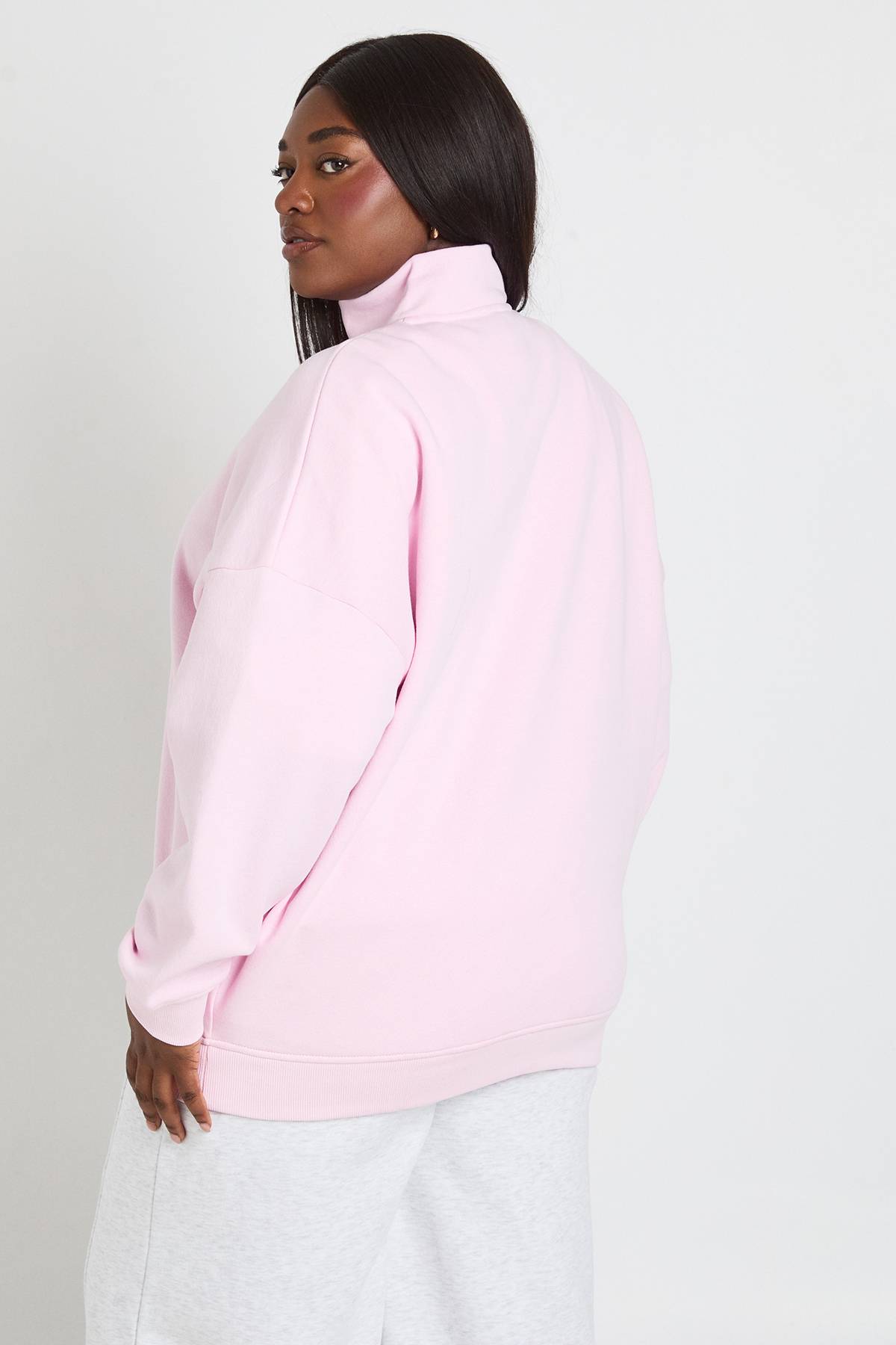 boohoo Sweat-shirt Grande Taille Col Montant Demi-zippé Coupe Oversize