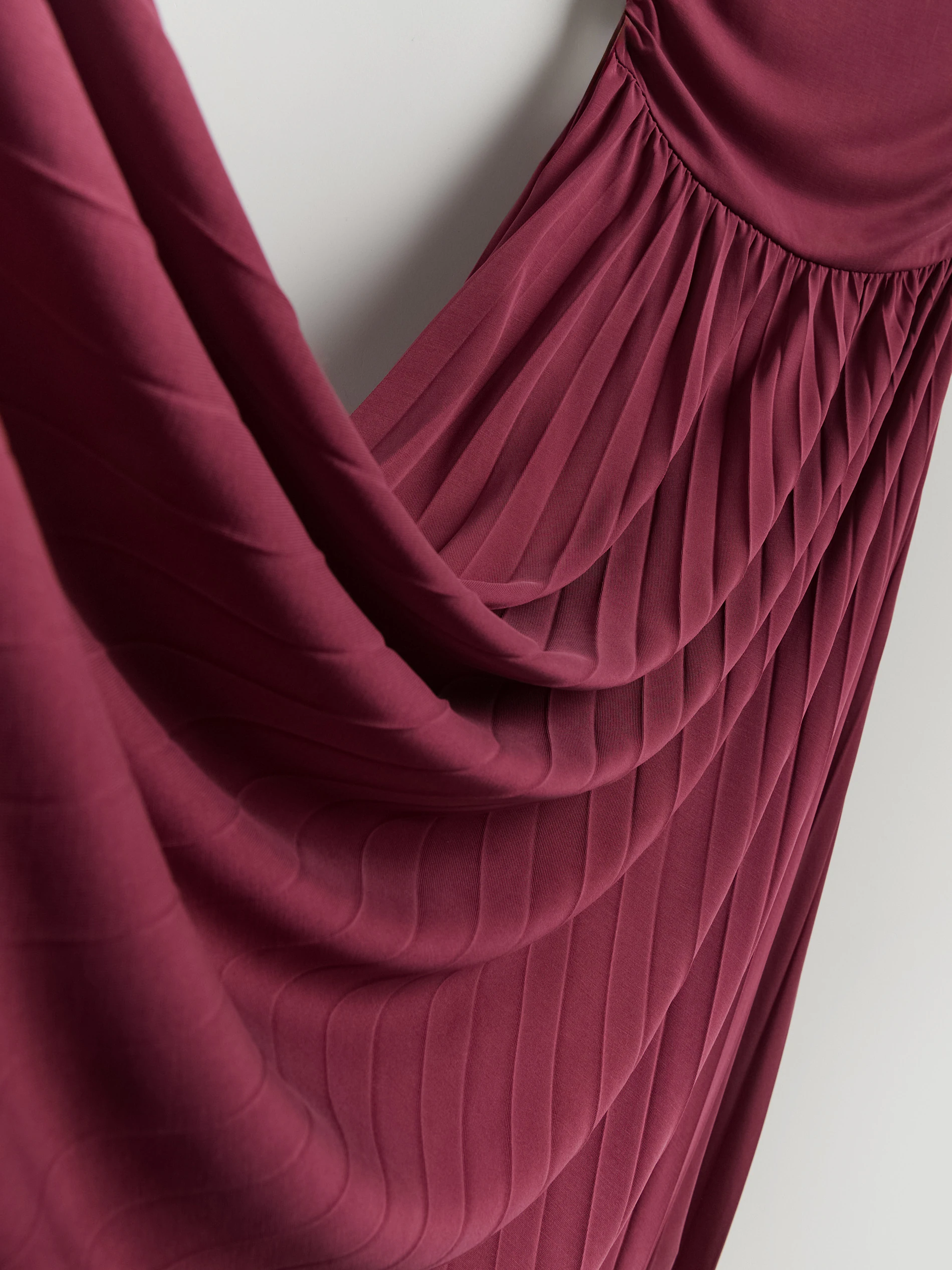 Kleid mit hohem Modalanteil