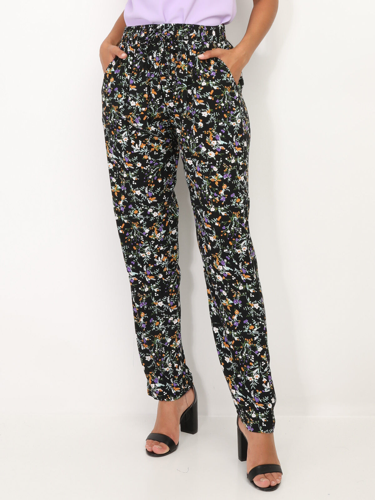 Pantalon léger à motif fleurs- Bleu marine