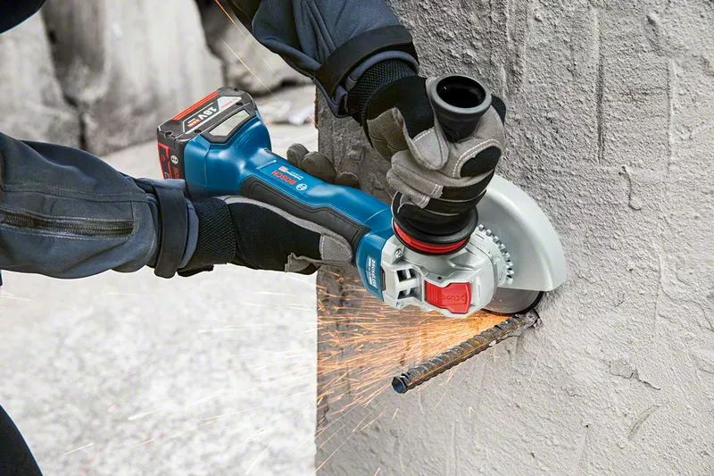 Bosch Combo Kit 3 18V Tools: GSR 18V-110C + GWX 18V-10 P + GBH 18V-26F + 1 4.0 AH Battery (PROCORE) + 1 8 AH Battery (PROCORE) + GAL 18V-160 (L) Professional Edition