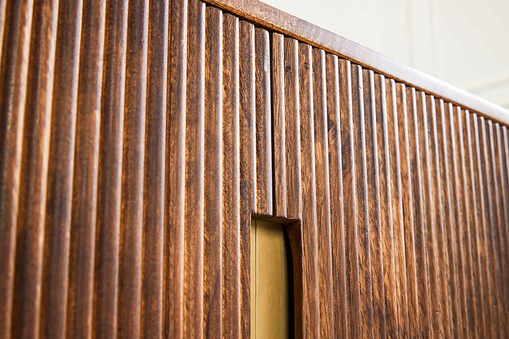Design TV Board GATSBY 160cm braun mattgold Mangoholz Retro