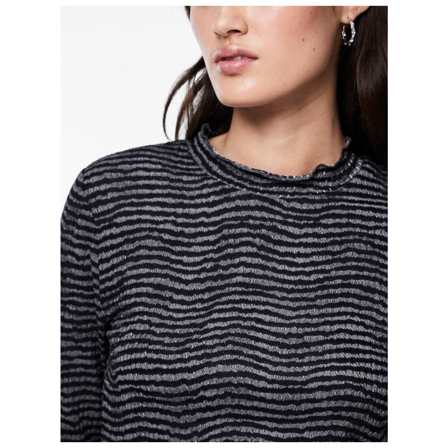 Pieces PCSESH LS T-NECK TOP BC