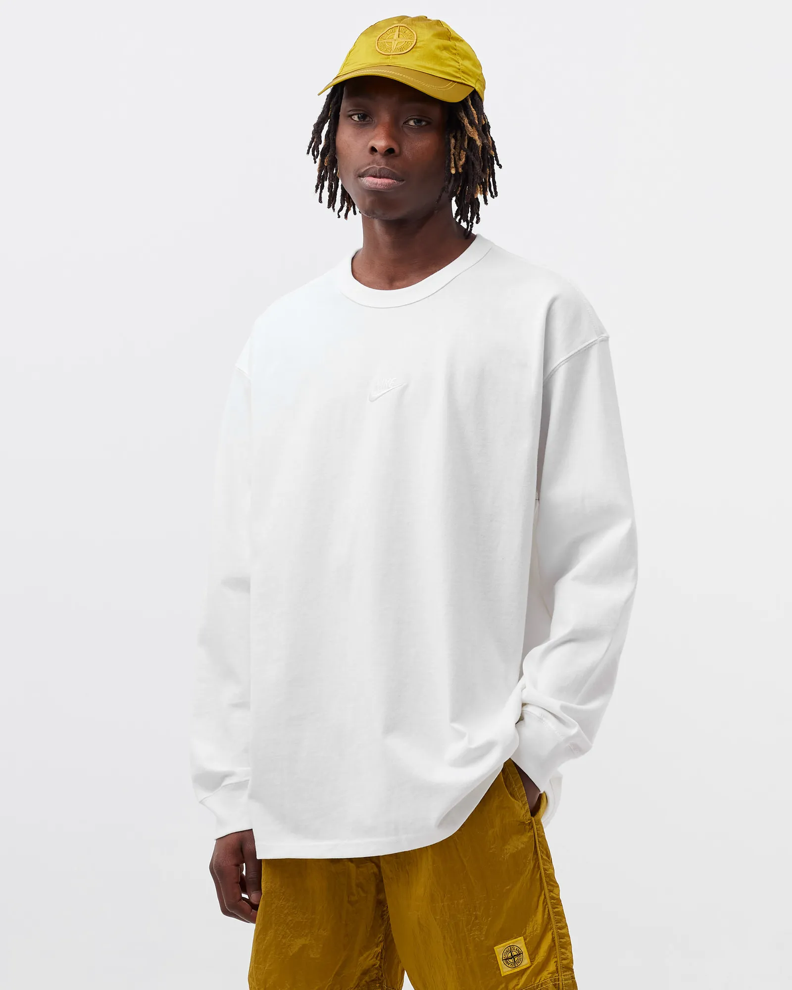 Nike Premium Essentials Longsleeve