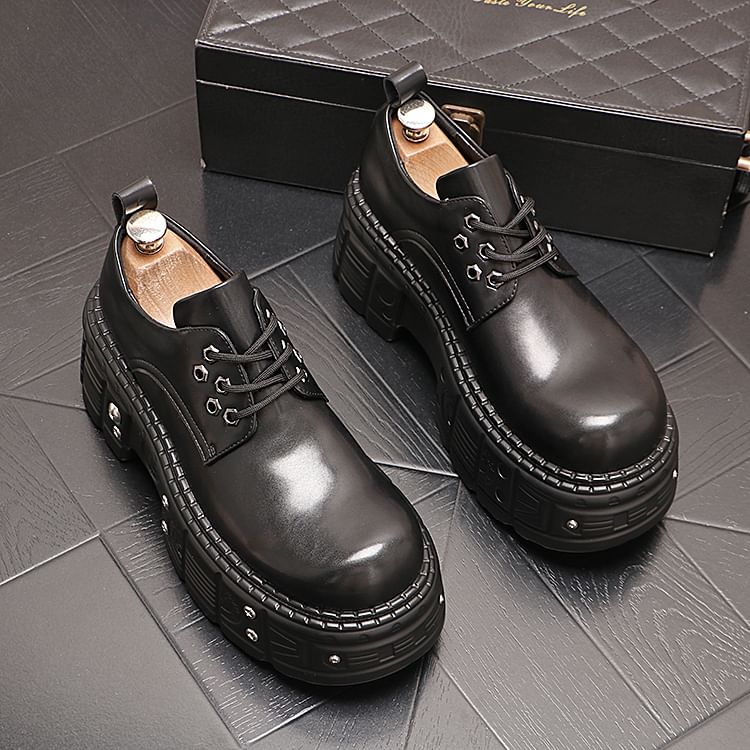 Mr Ozera - Derby-schoenen met studs, veterschoenen en plateauzool en dikke hak
