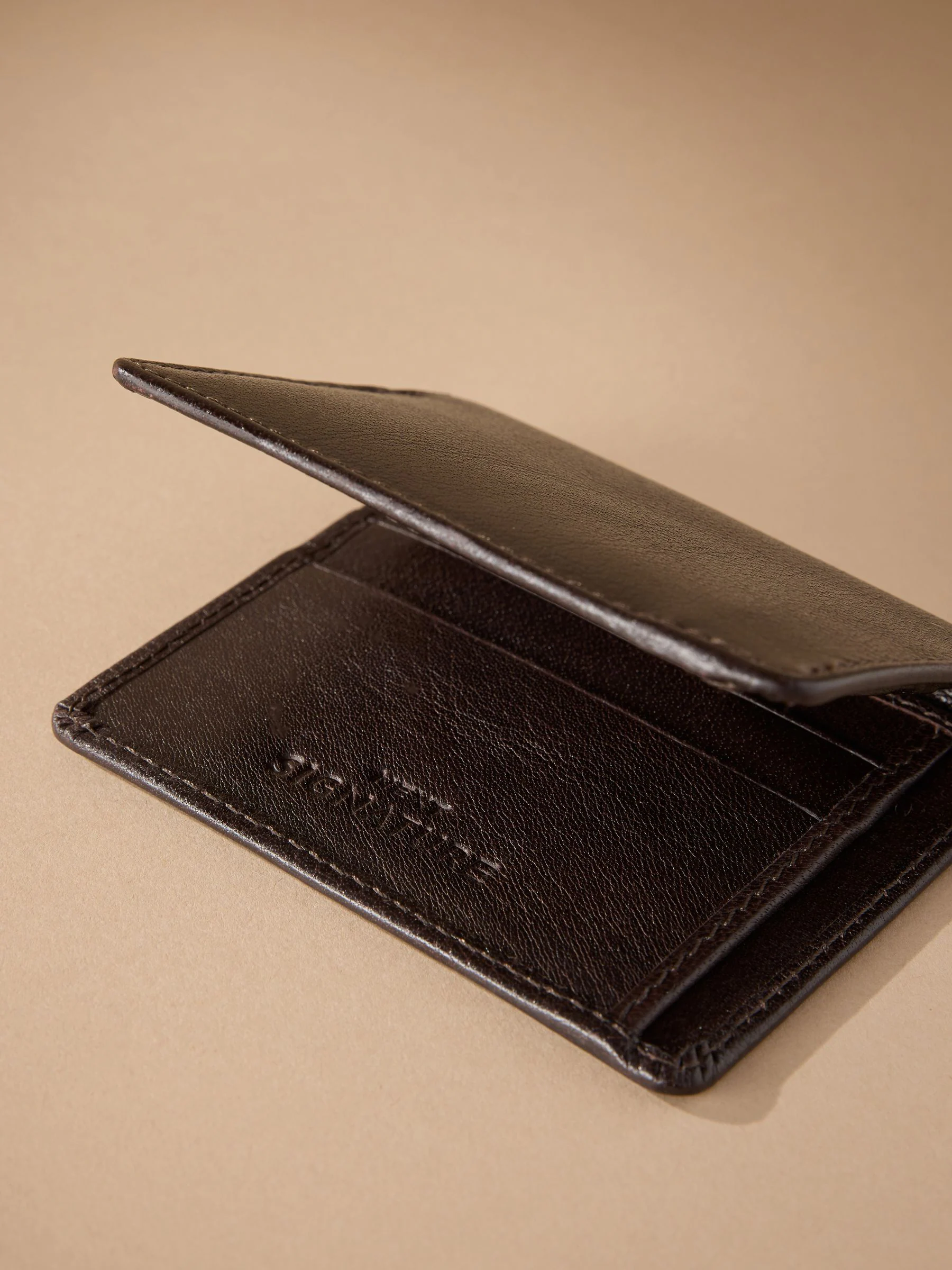 Bruin - Signature Wallet