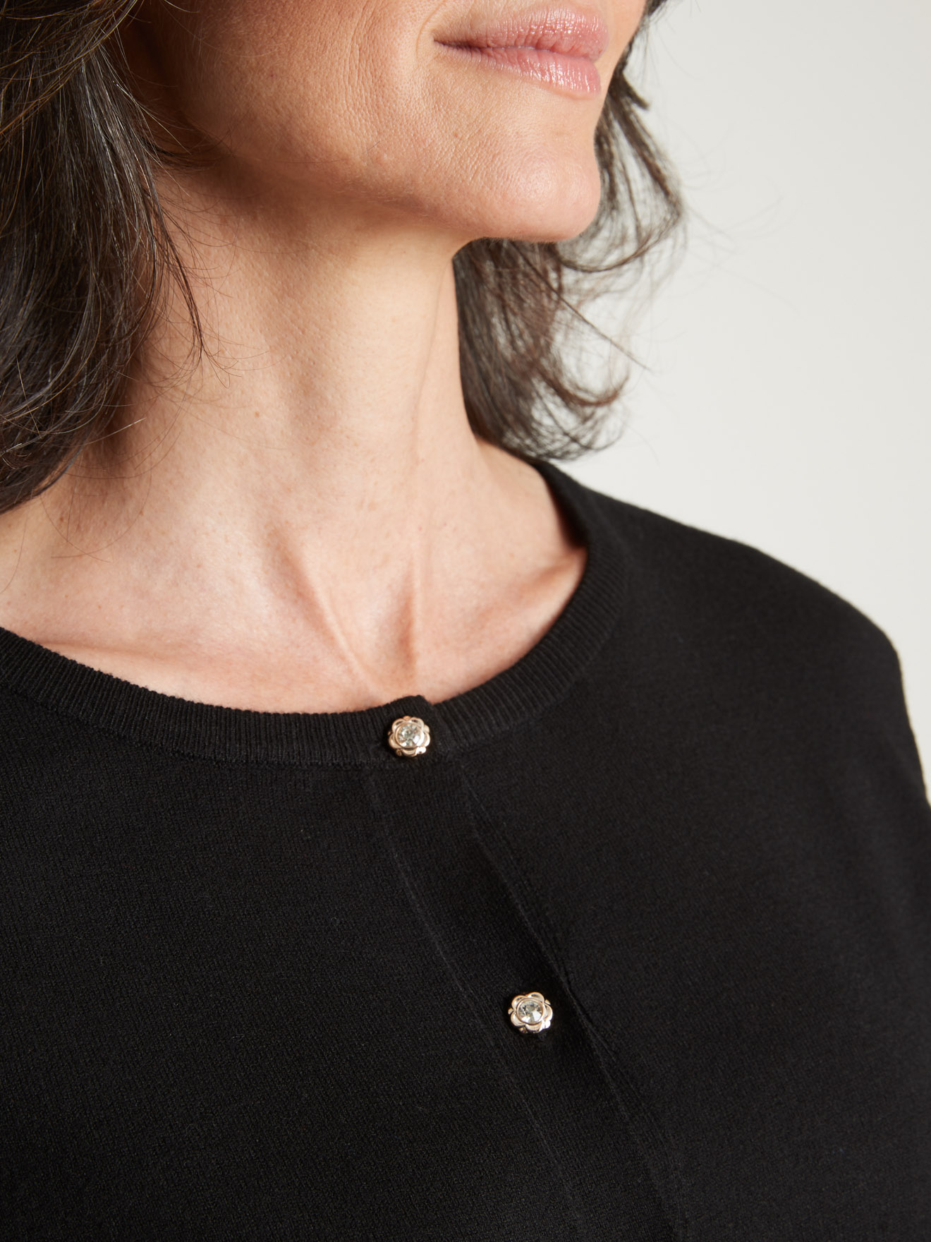 Cardigan élégant boutons-bijoux
