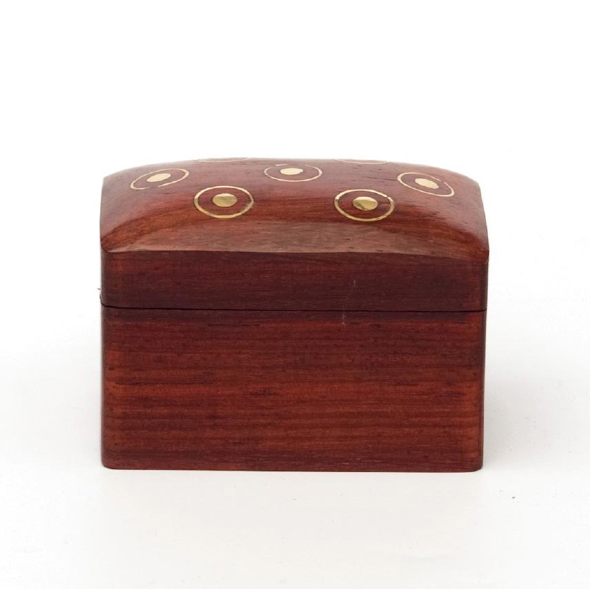 Mini-Schatulle mit Messingintarsien, braun, B 7 cm, L 5 cm, H 5 cm von fischer's lagerhaus