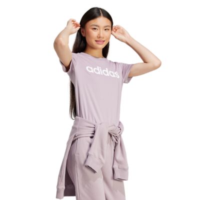 Adidas SportswearLOUNGEWEAR Essentials Logo Shirt - violett