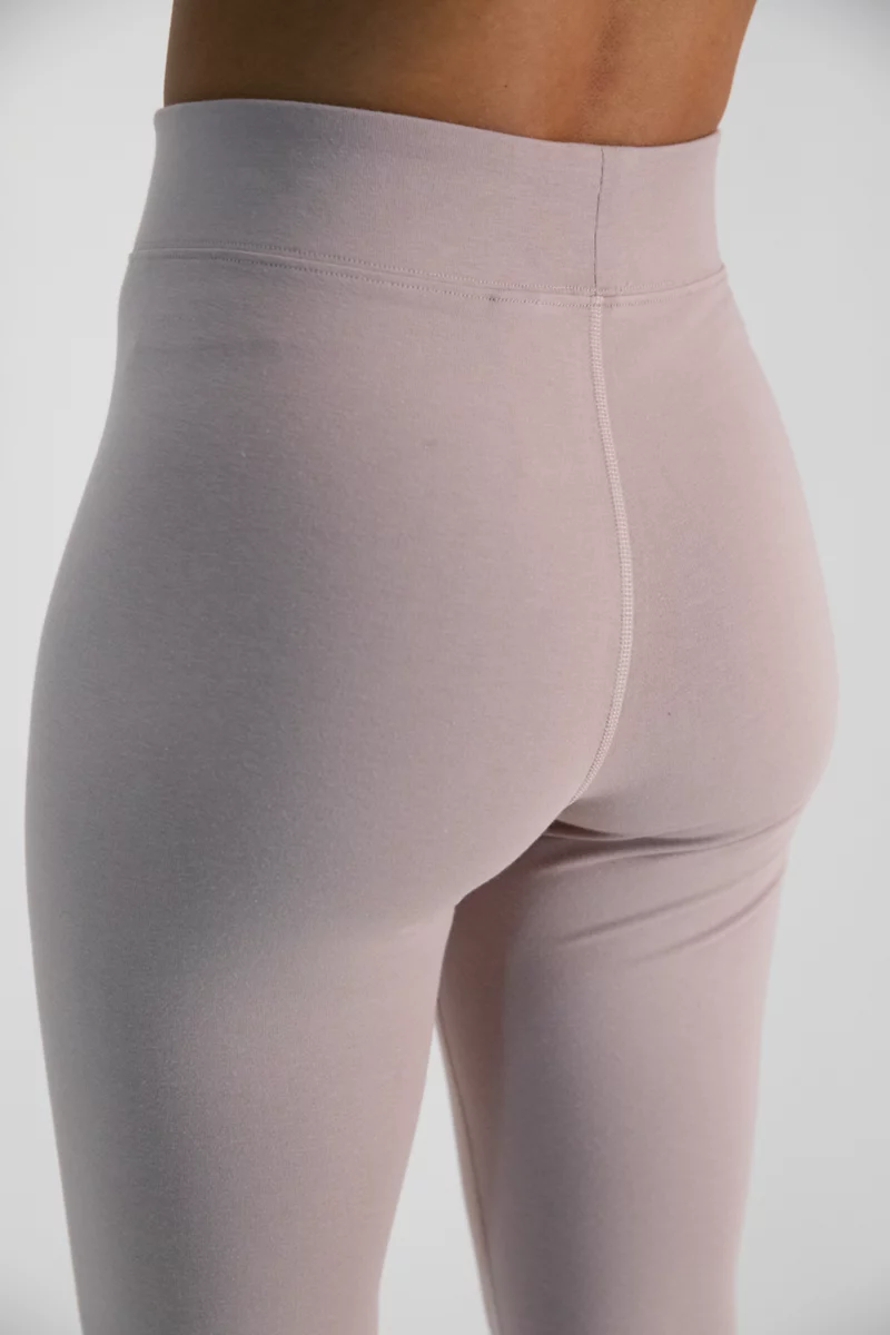 Nike Sportswear Essential Damen Tight