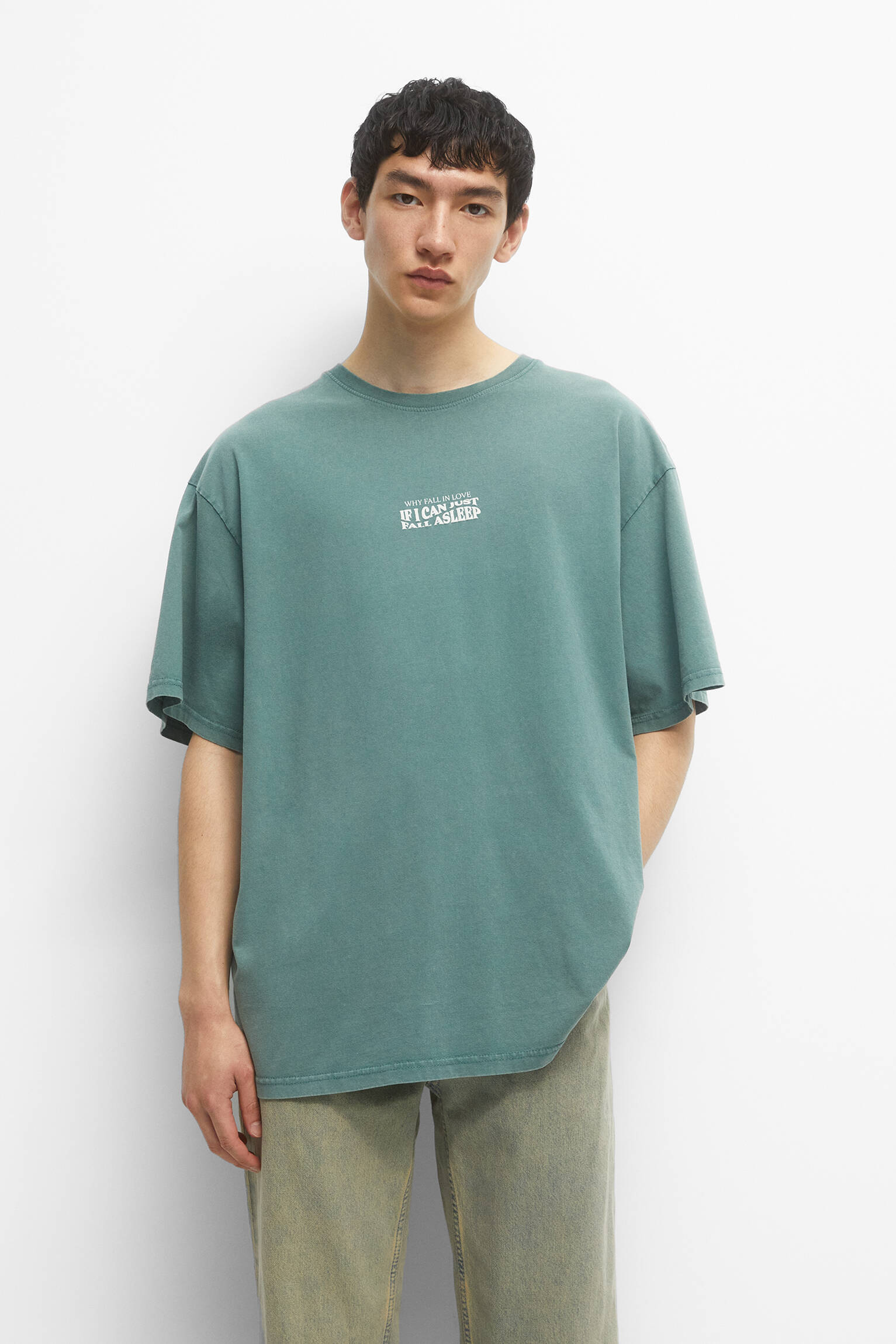 CAMISETA DE MANGA CURTA TINGIDA EM PEÇA - VERDE