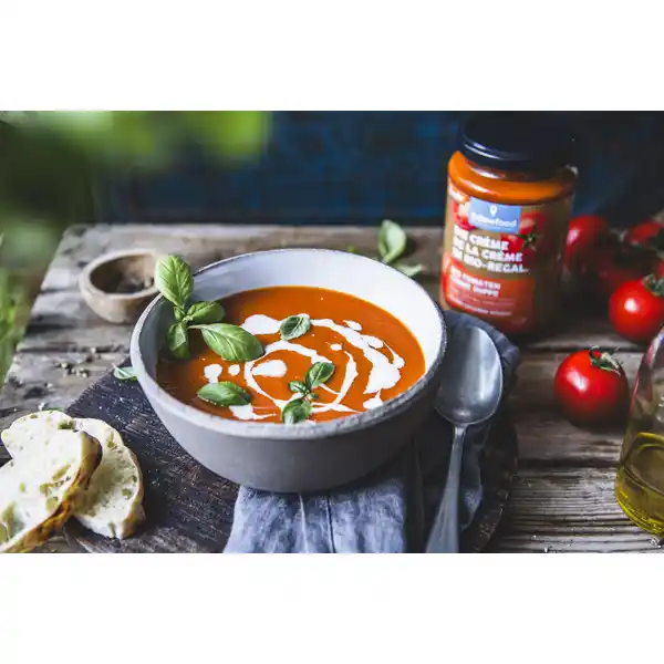 Bio Tomaten Creme Suppe mit Bio Süßkartoffel