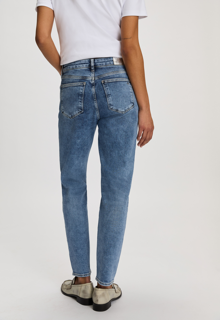 Silvercreek Cinna Slim Tapered Jeans
