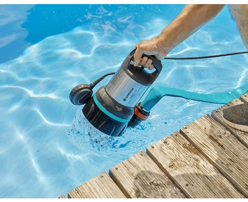Gardena Nedsenkbar pumpe 11000 for rent vann