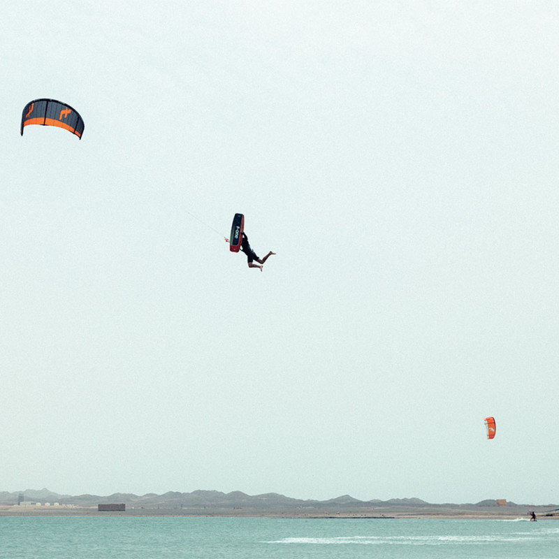 AILE DE KITESURF F-ONE BANDIT XVI MINT/ONYX