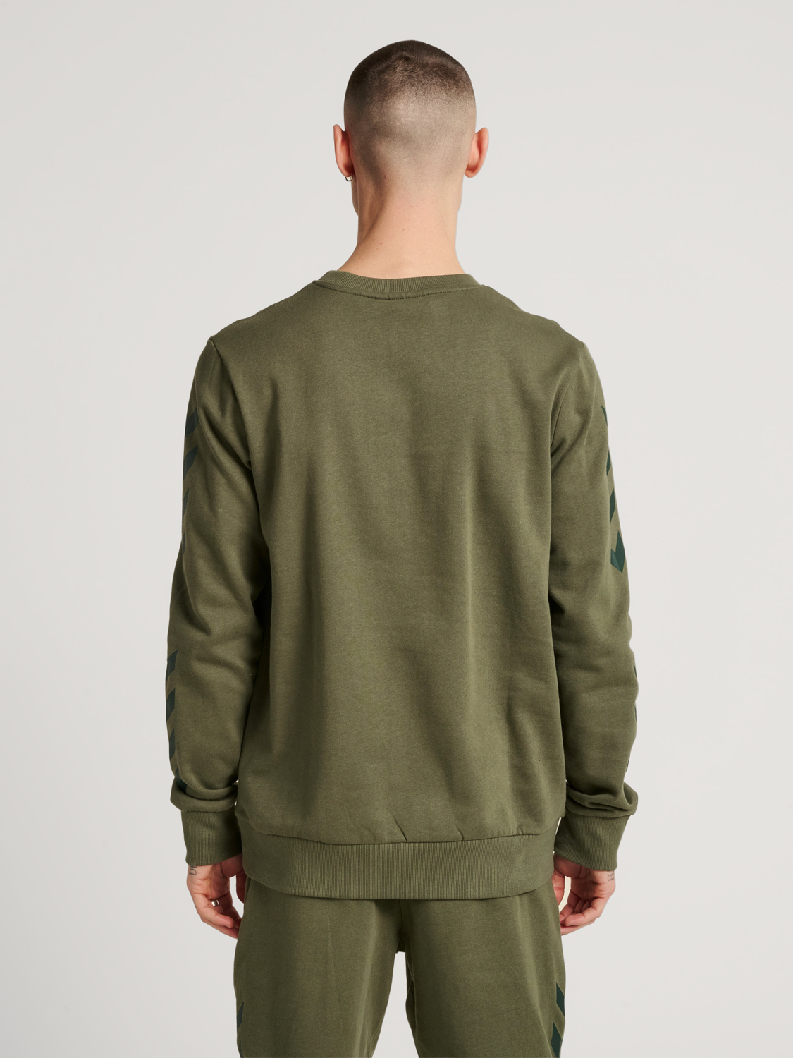 hmlLEGACY CHEVRON SWEATSHIRT