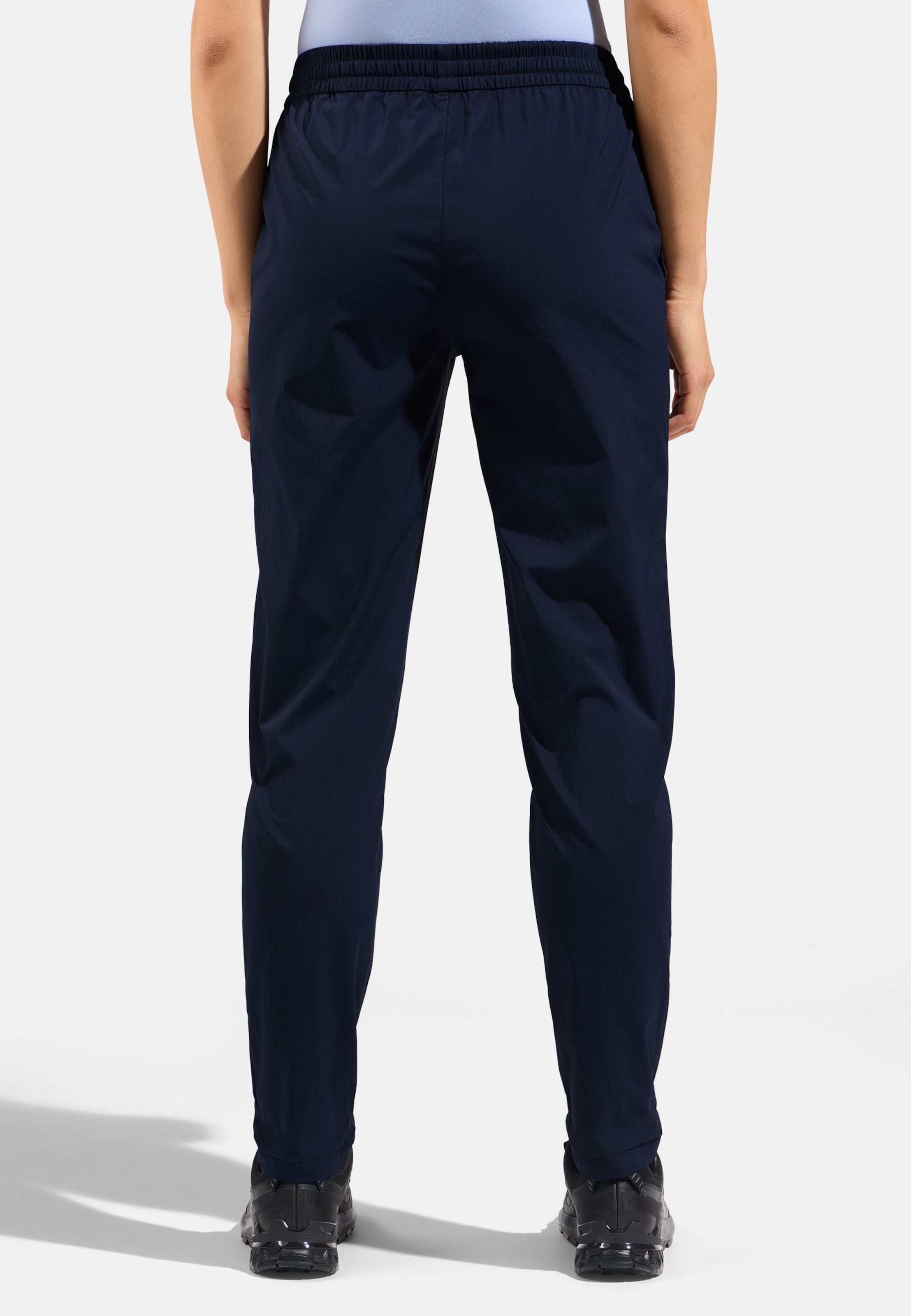 Essentials Wanderhose in dark sapphire