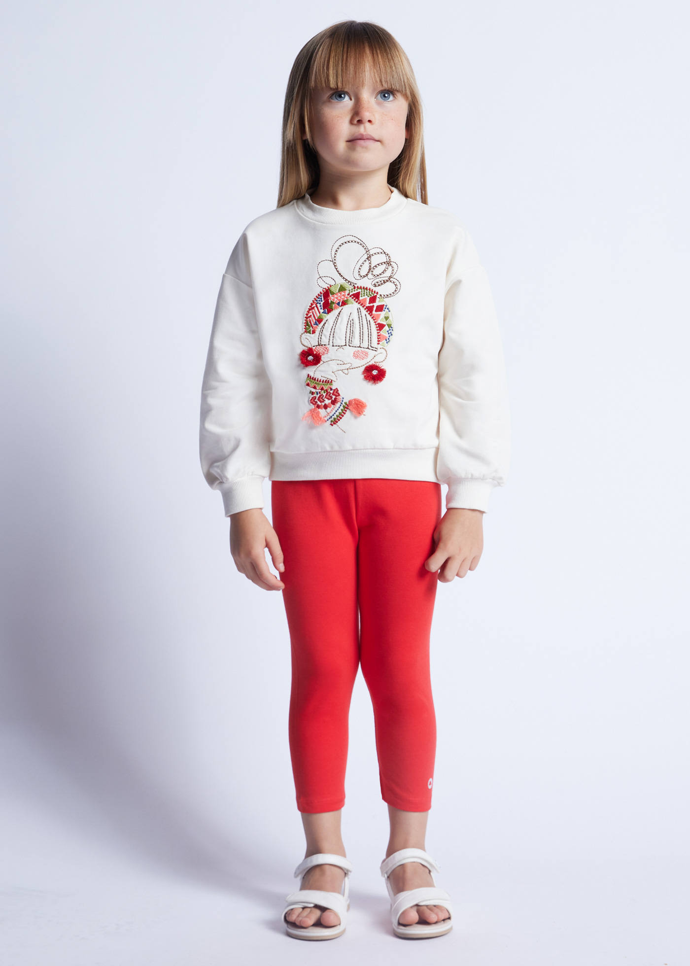 Moletom feminino bordado Better Cotton, cor off-white