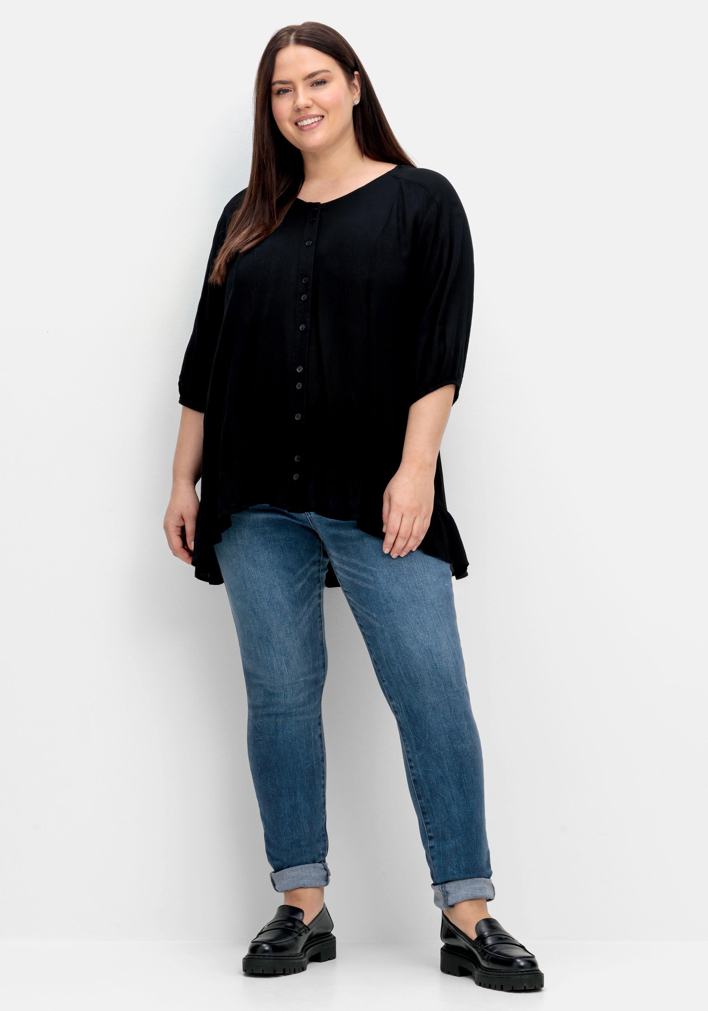 Bluse aus Crêpe, mit Volants am Saum