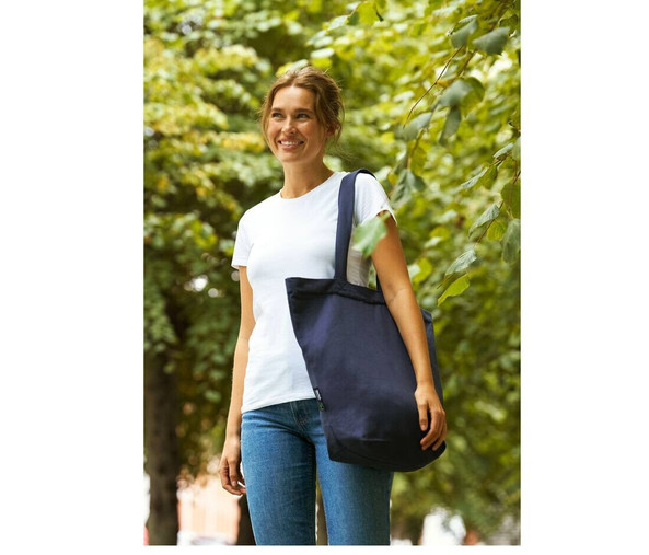 NEUTRAL O90053 - Sac shopping avec fermeture zippée