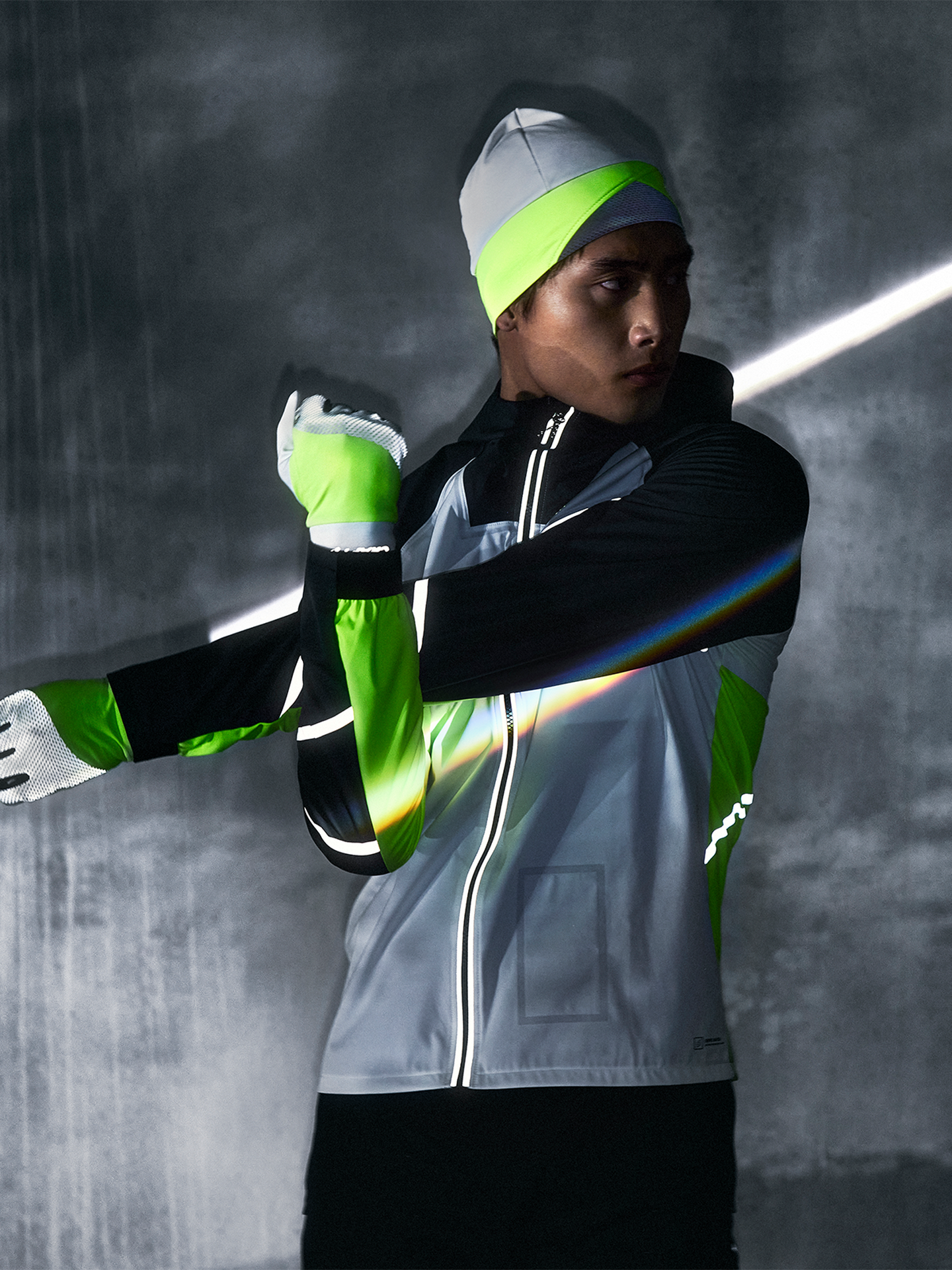 PRO Hydro Lumen Jacket 2