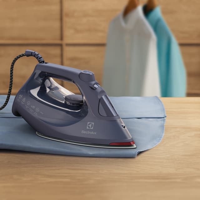 Electrolux Refine 600 strygejern E6SI14MN