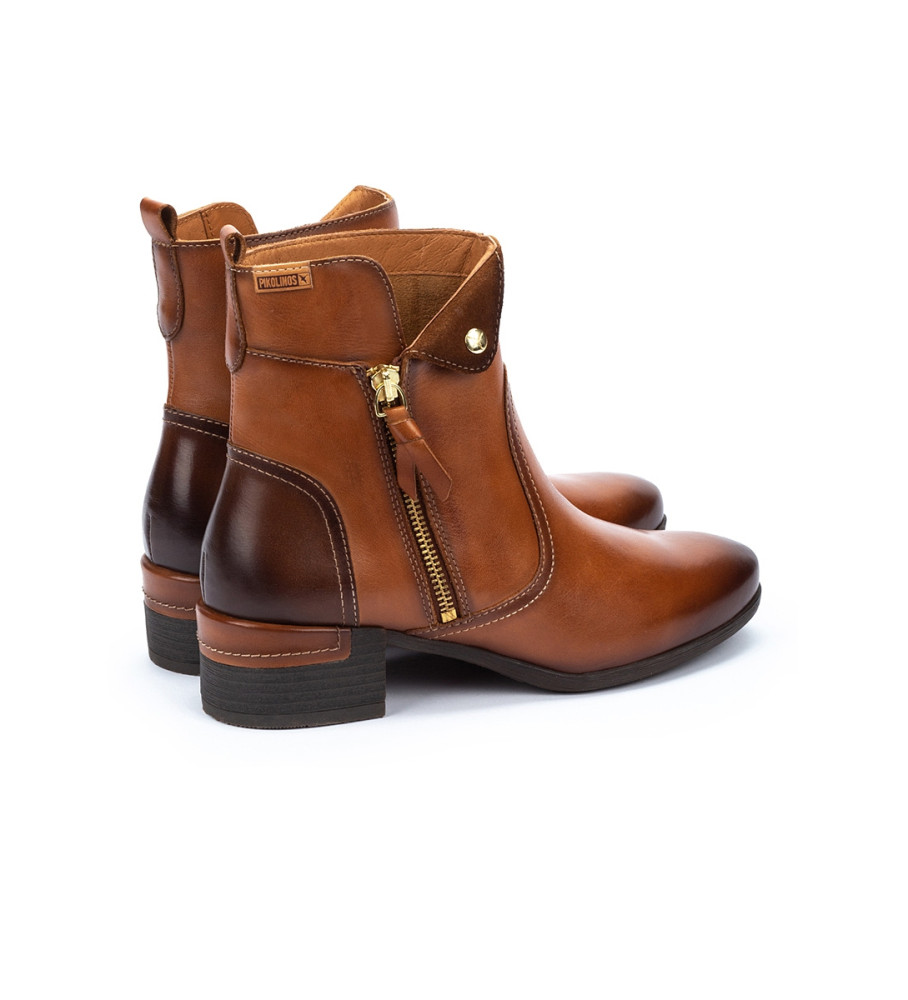 Botas de tornozelo Pikolinos Malaga em couro marrom