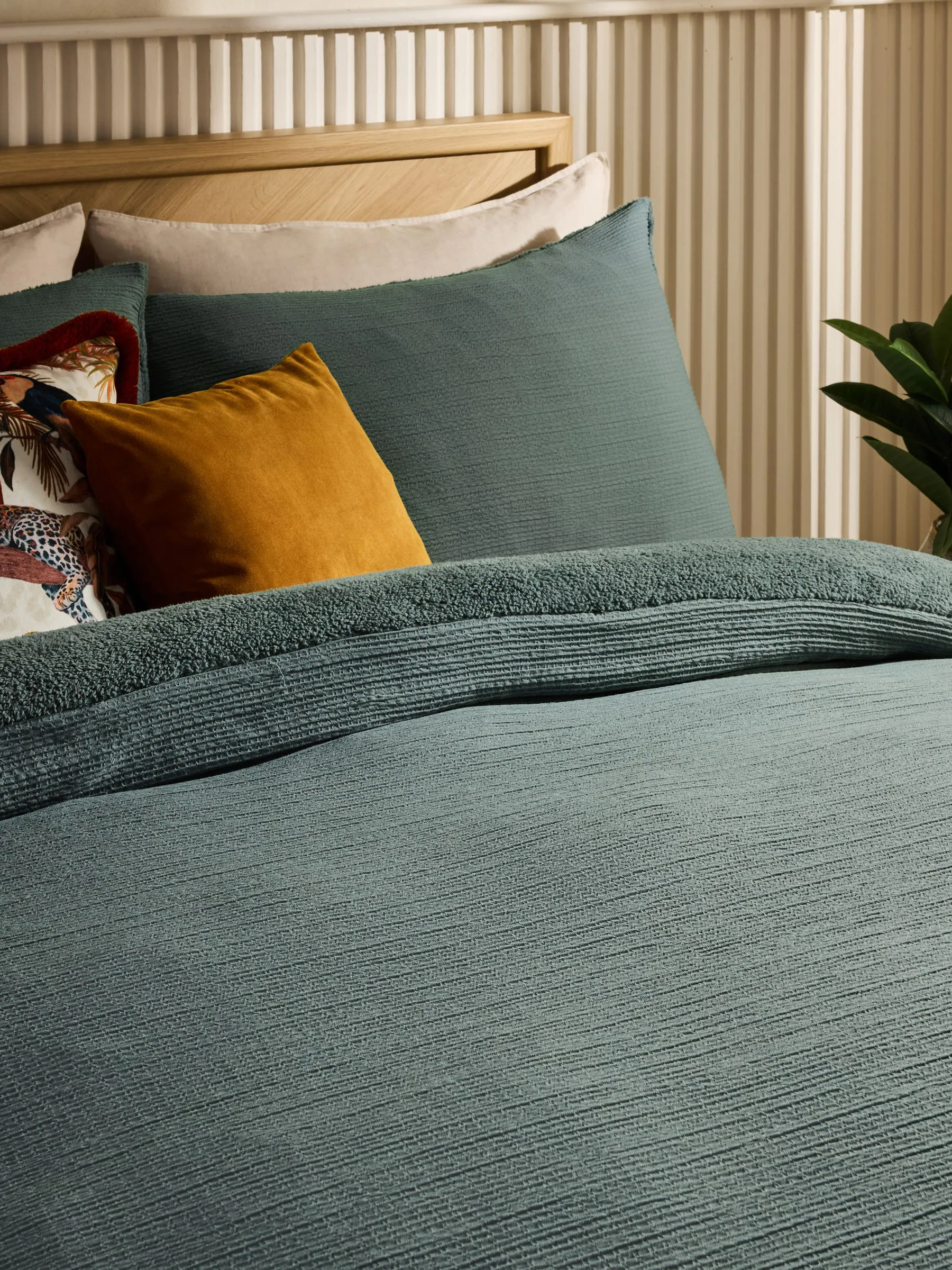 Fleece Crinkle Muslin Duvet Cover and Pillowcase Set