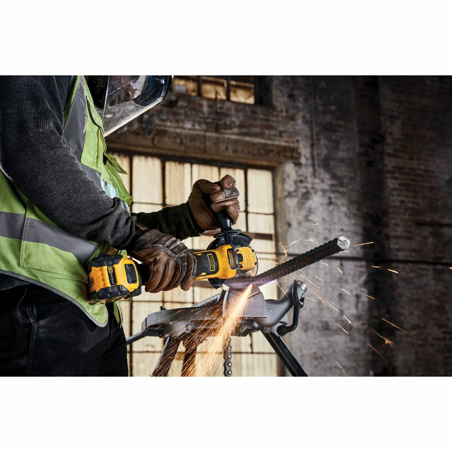 DeWALT DCG409NT-XJ 18V Li-ion FlexVolt Accu haakse slijper - 125 mm - TSTAK koffer