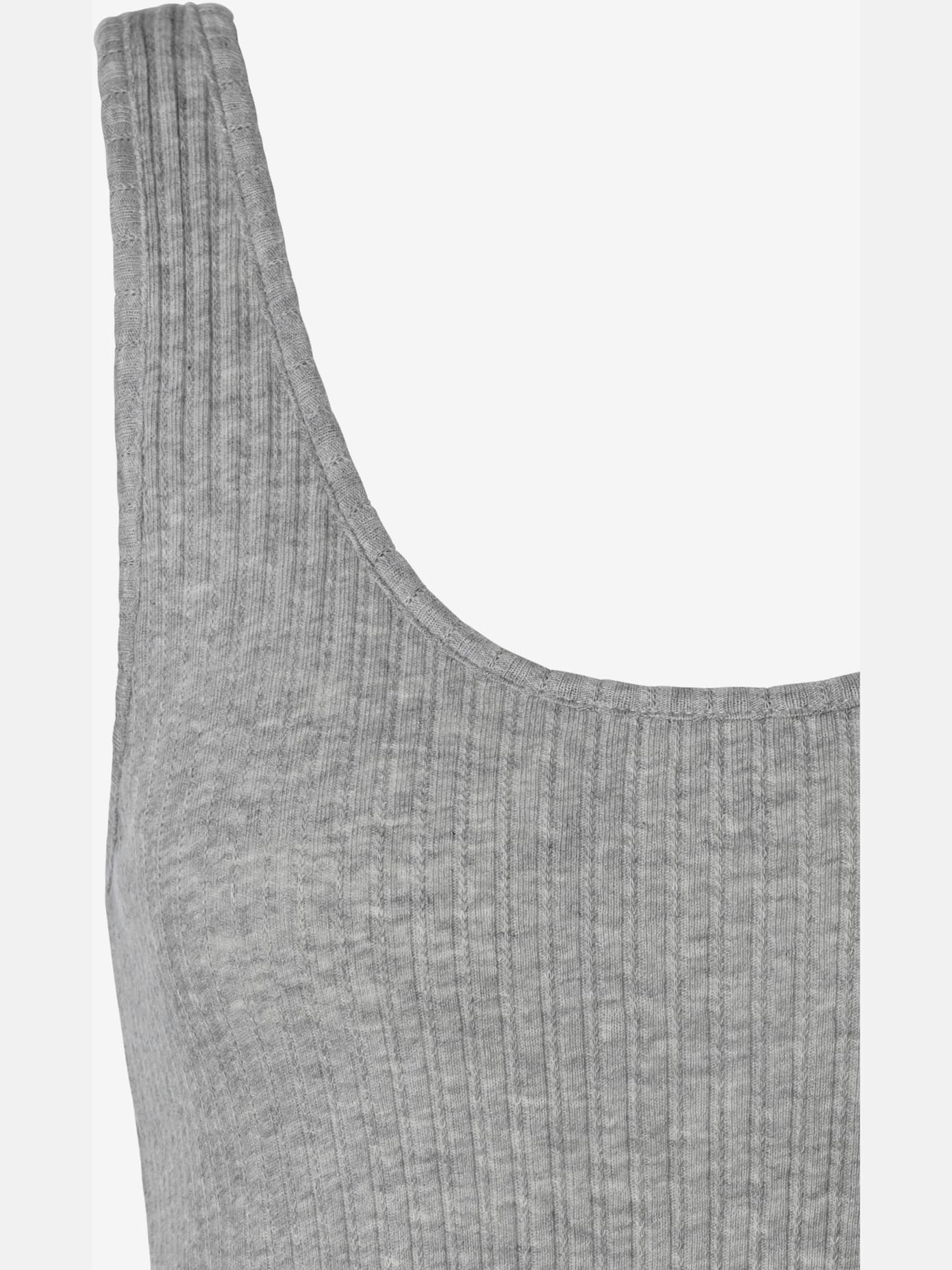 Chemise qualité côtelée douce au design tendance