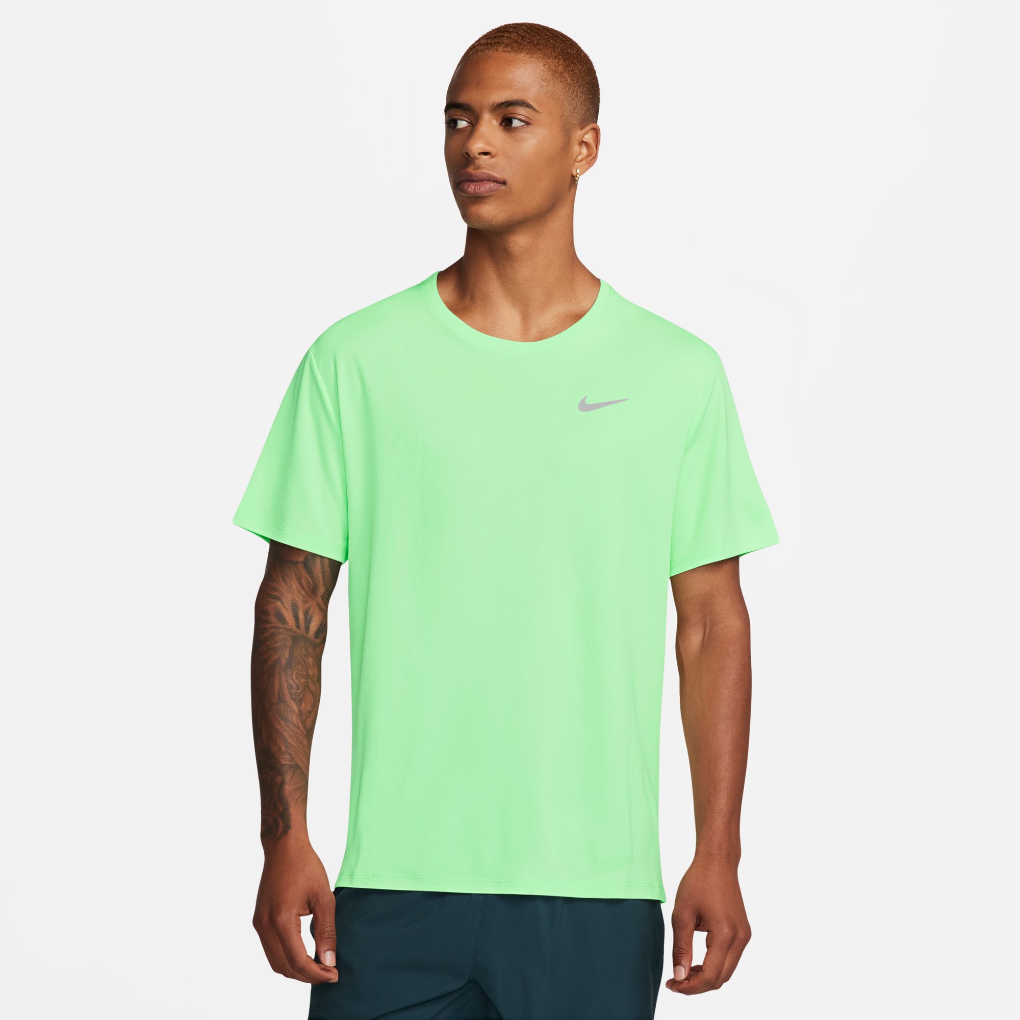 Nike Nike Miler Men"s Dri-FIT UV Sh