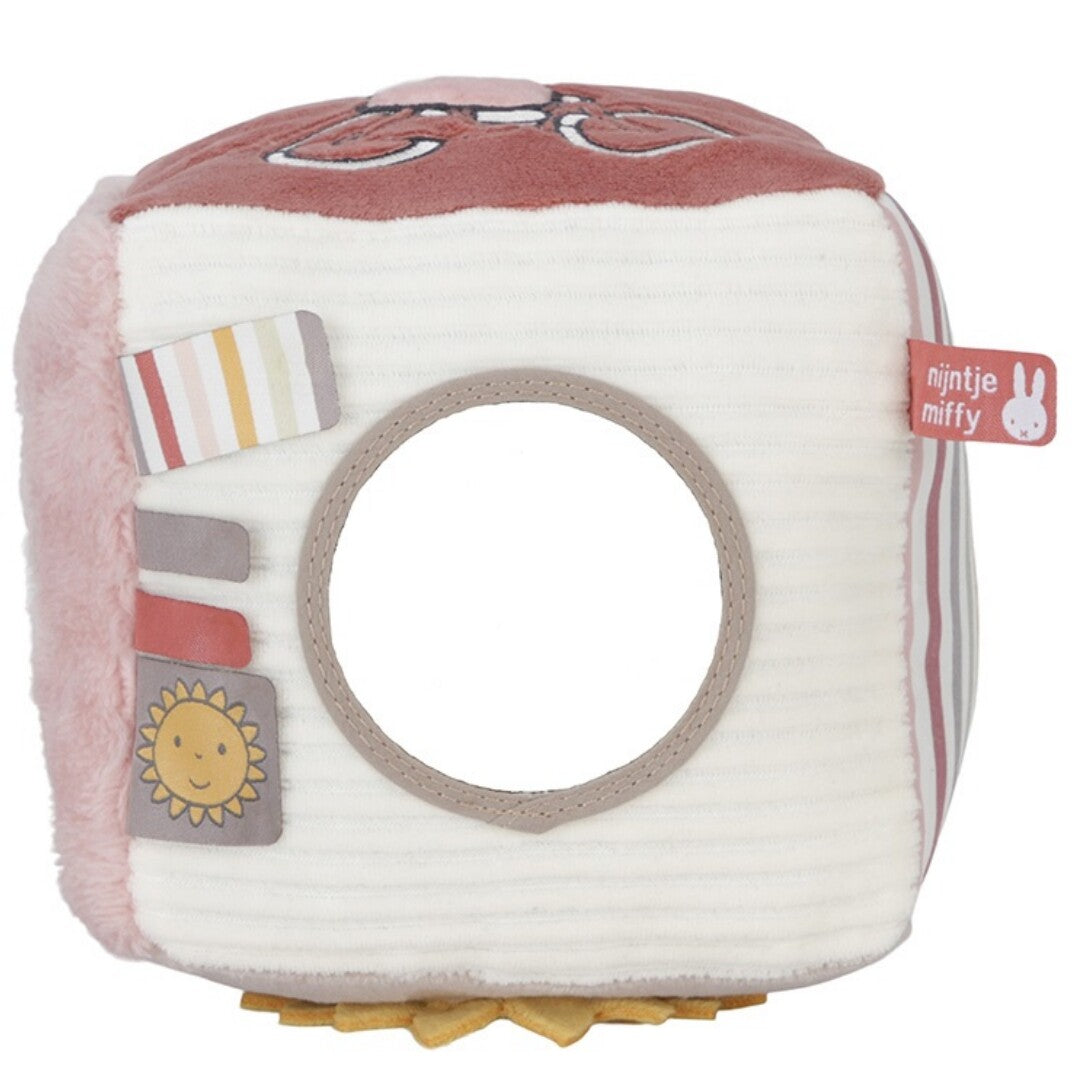 Nijntje activiteitenkubus - fluffy pink