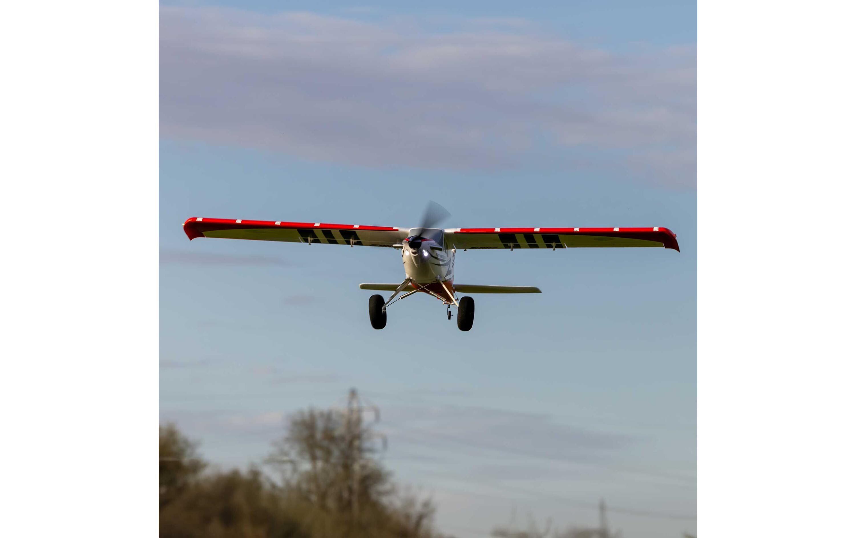 Motorflugzeug Turbo Timber Evo 1555 mm, PNP<br>Kompaktes STOL-Flugmodell mit funktioneller und werkseitig eingebauter LED-Lande-, Navigations- und Stroboskopbeleuchtung