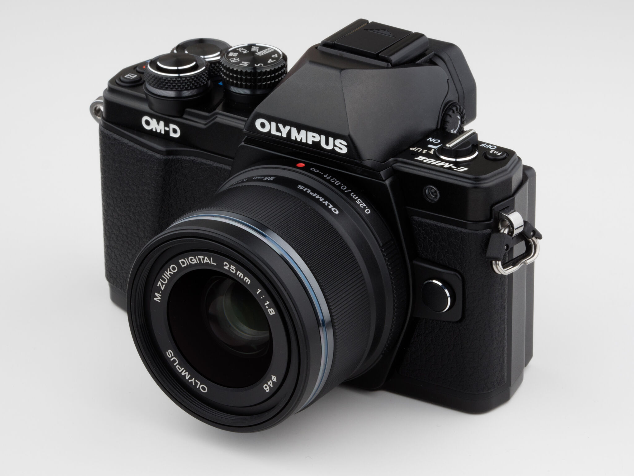 Olympus OM-D E-M10 Mark II