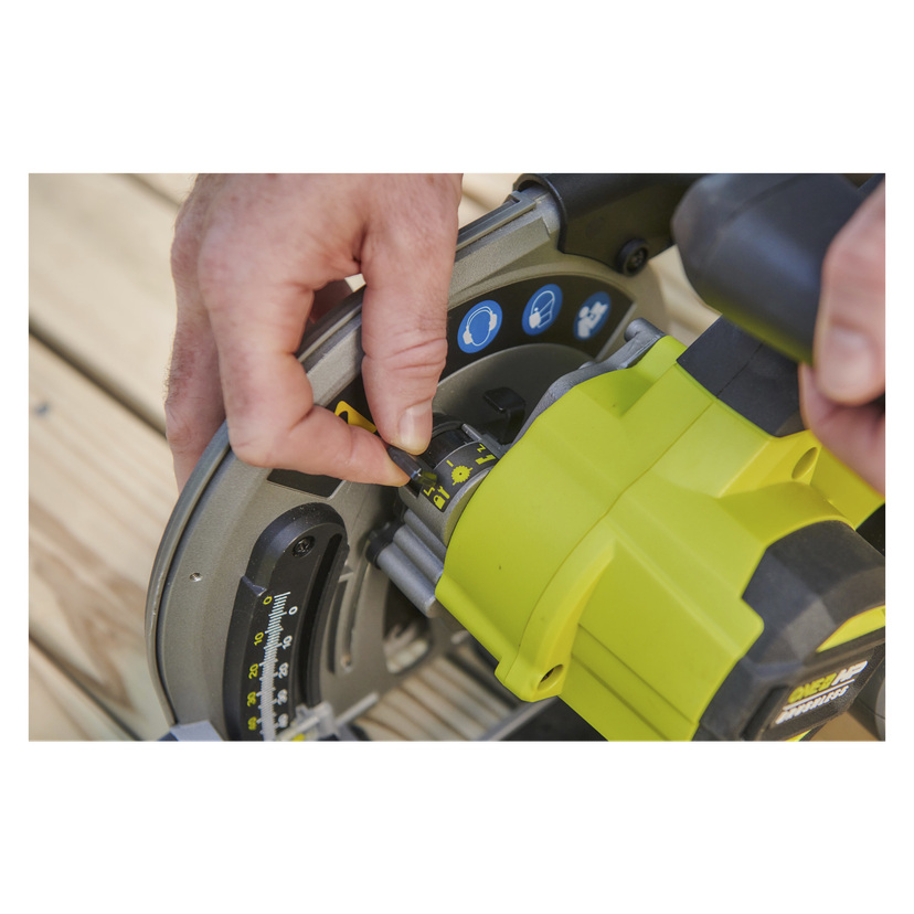 Batteridrevet dykksag med styreskinne 18 V Ø165 mm