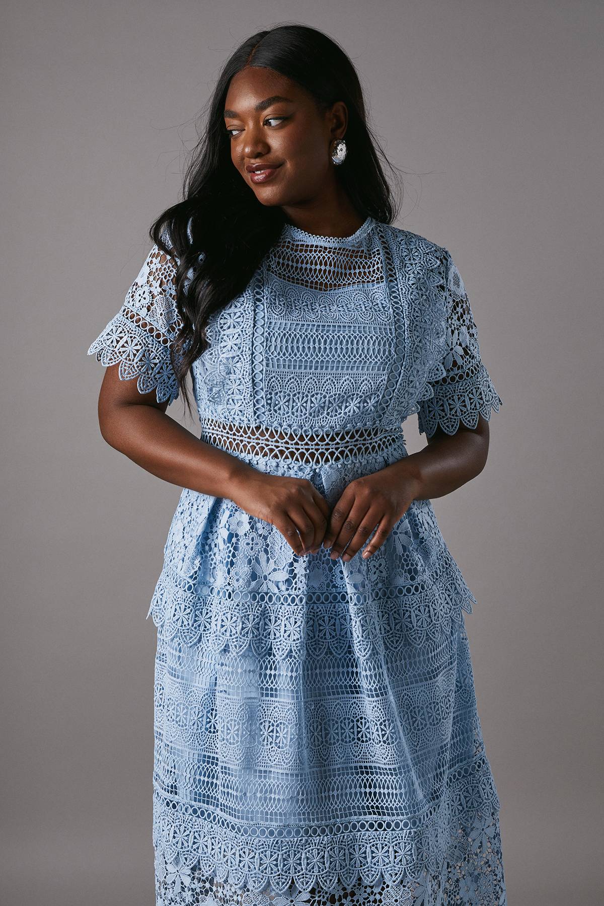 Coast Robe Midi en Dentelle à Manches Courtes Plus