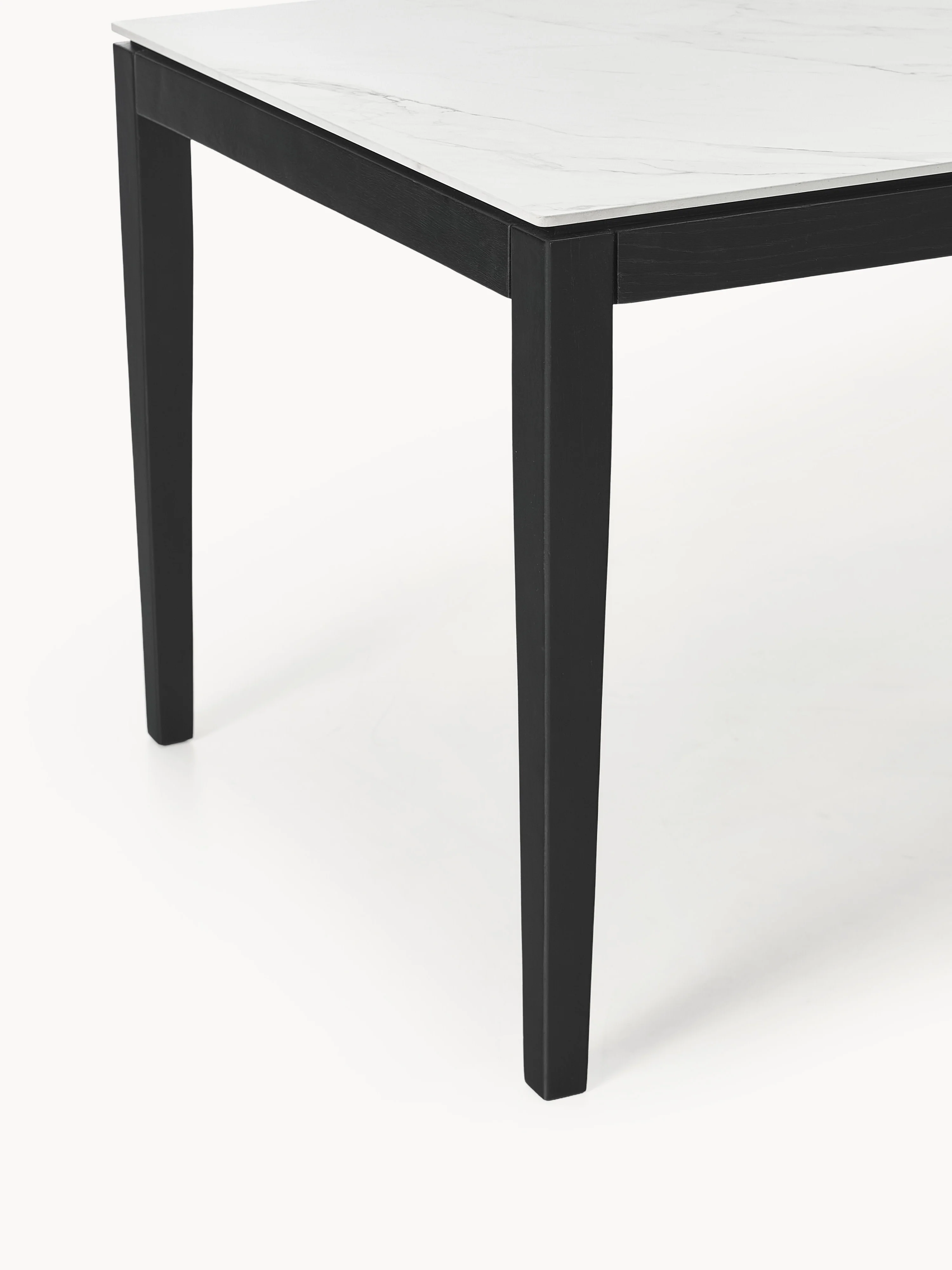 Eettafel Jackson in marmerlook, verschillende formaten