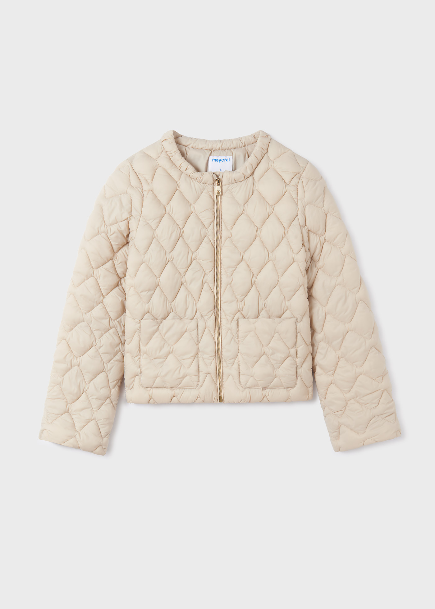 Jaqueta acolchoada infantil com efeito macio, feita com poliéster reciclado.