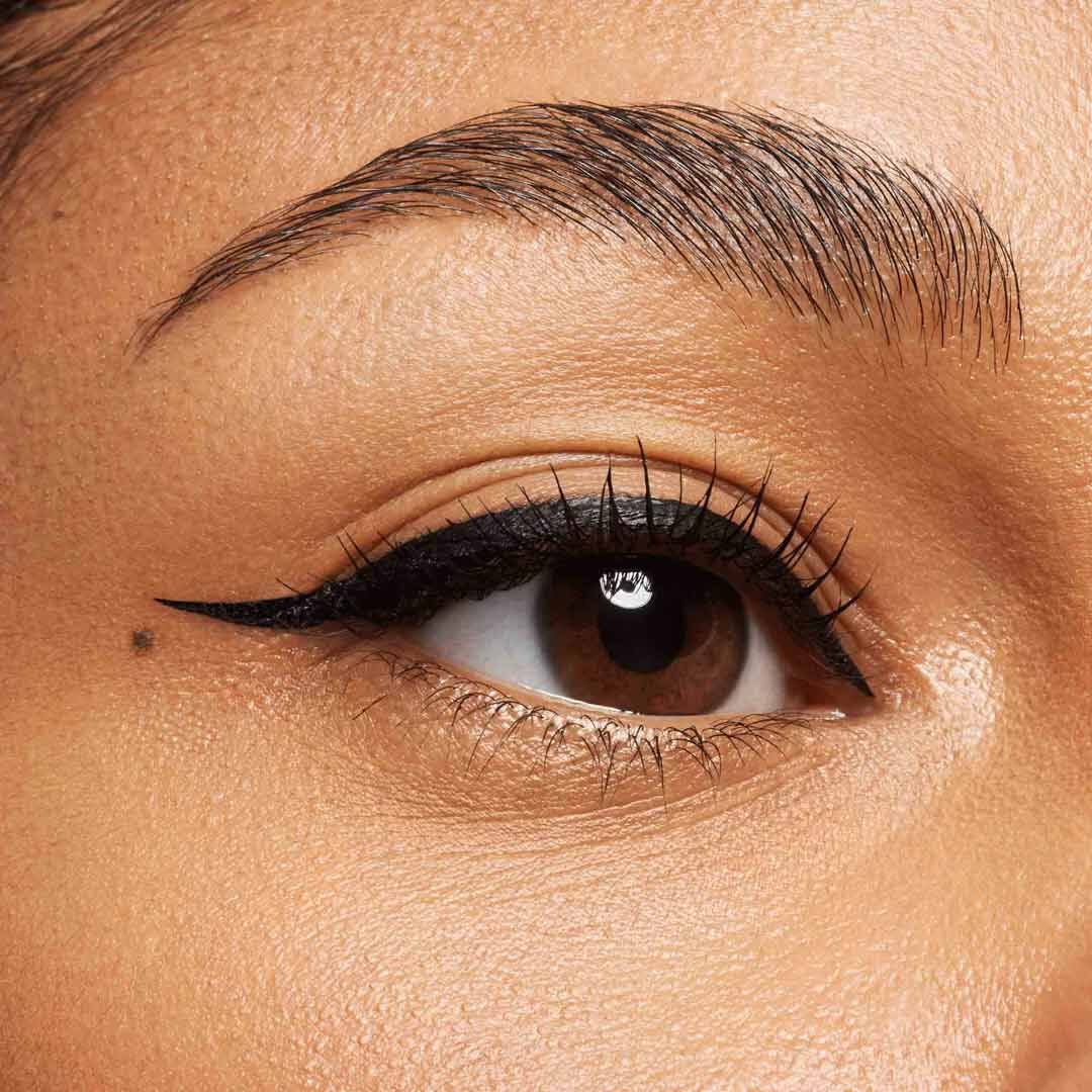 CATRICE  Eyeliner de tinta impermeável