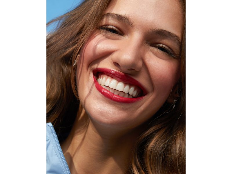 LABELLO Caring Beauty Lip Red 4.8 g Lippenpflege für ein strahlendes und gepflegtes Lächeln für jeden Tag