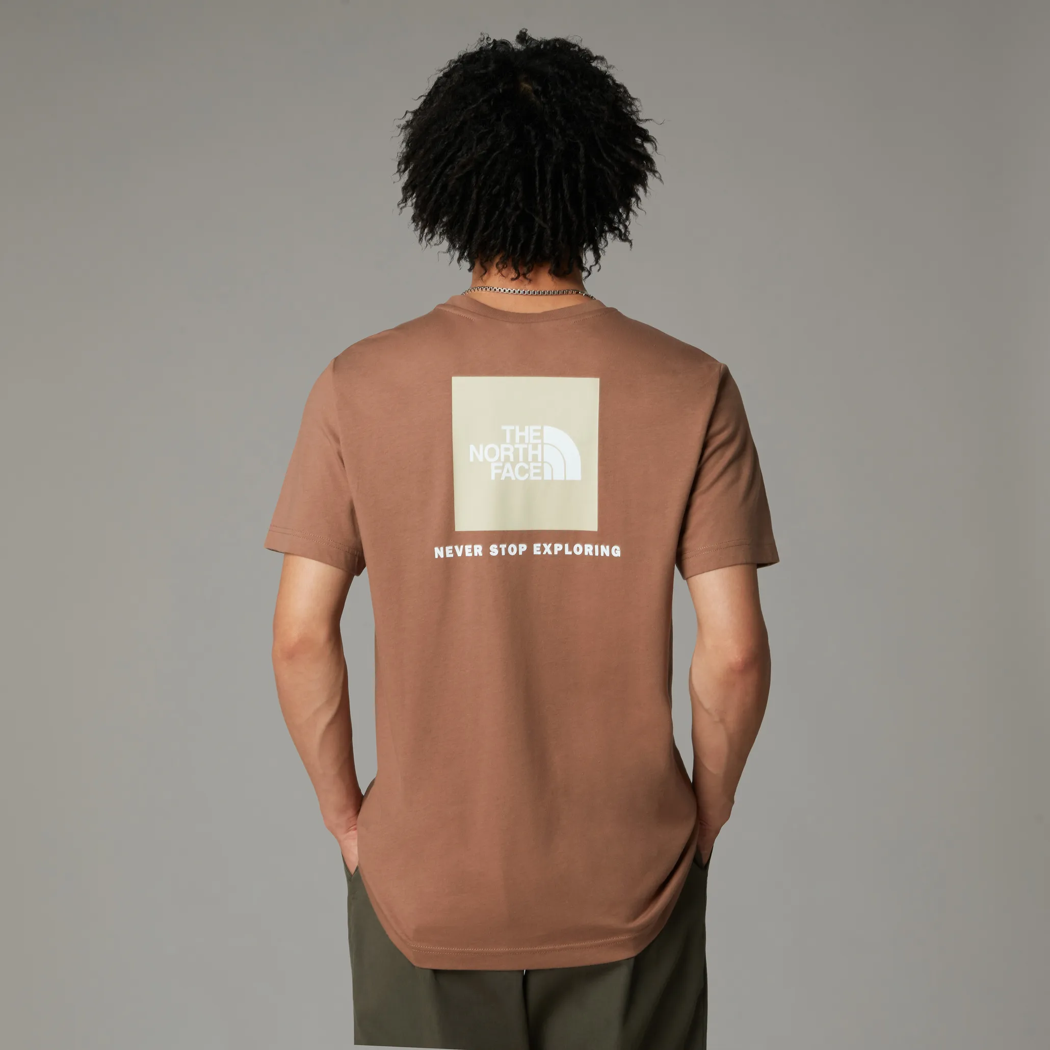The North Face M S/S BOX NSE Tee Latte/gravel