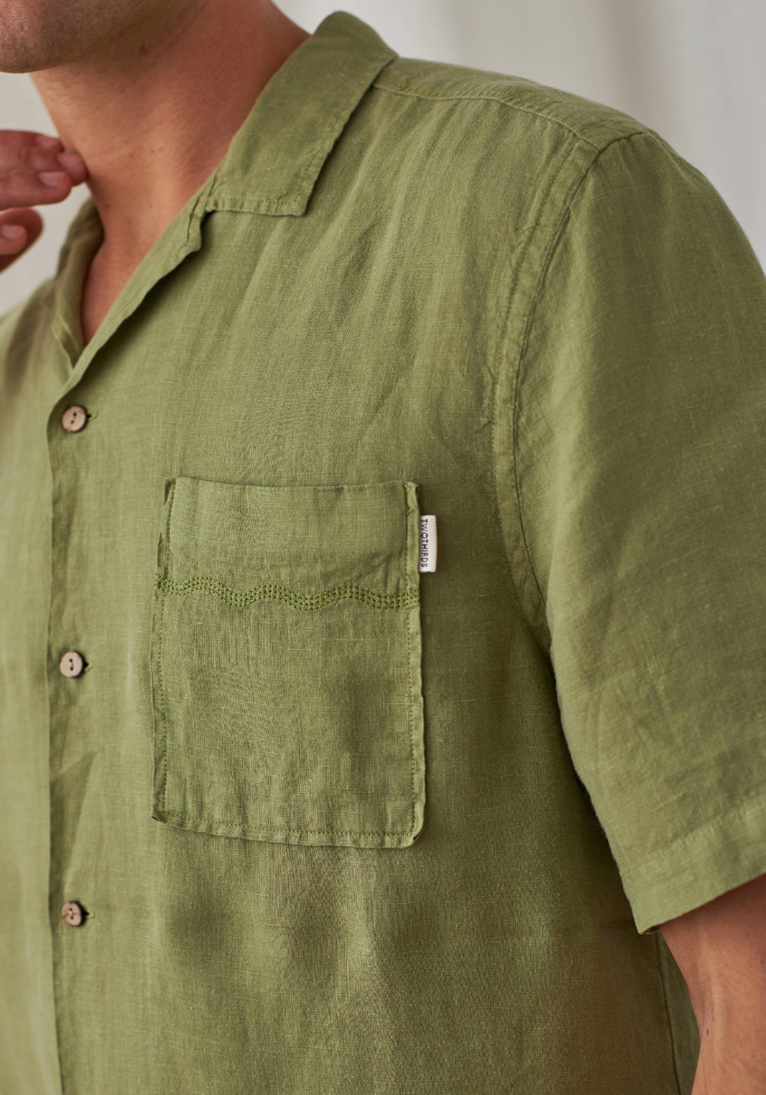 Twothirds Leinenhemd Olorua Sage Green